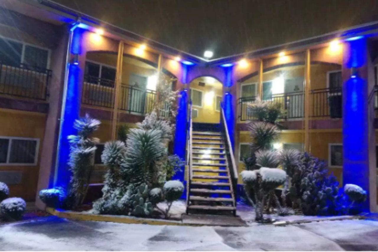 Rodeway Inn Albuquerque Downtown On Rt 66 Экстерьер фото