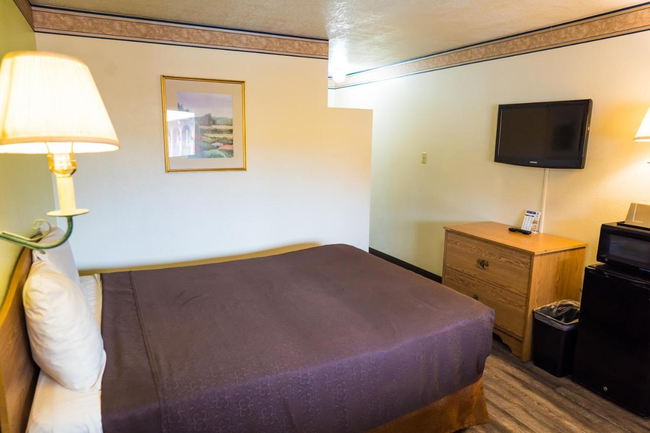Rodeway Inn Albuquerque Downtown On Rt 66 Экстерьер фото