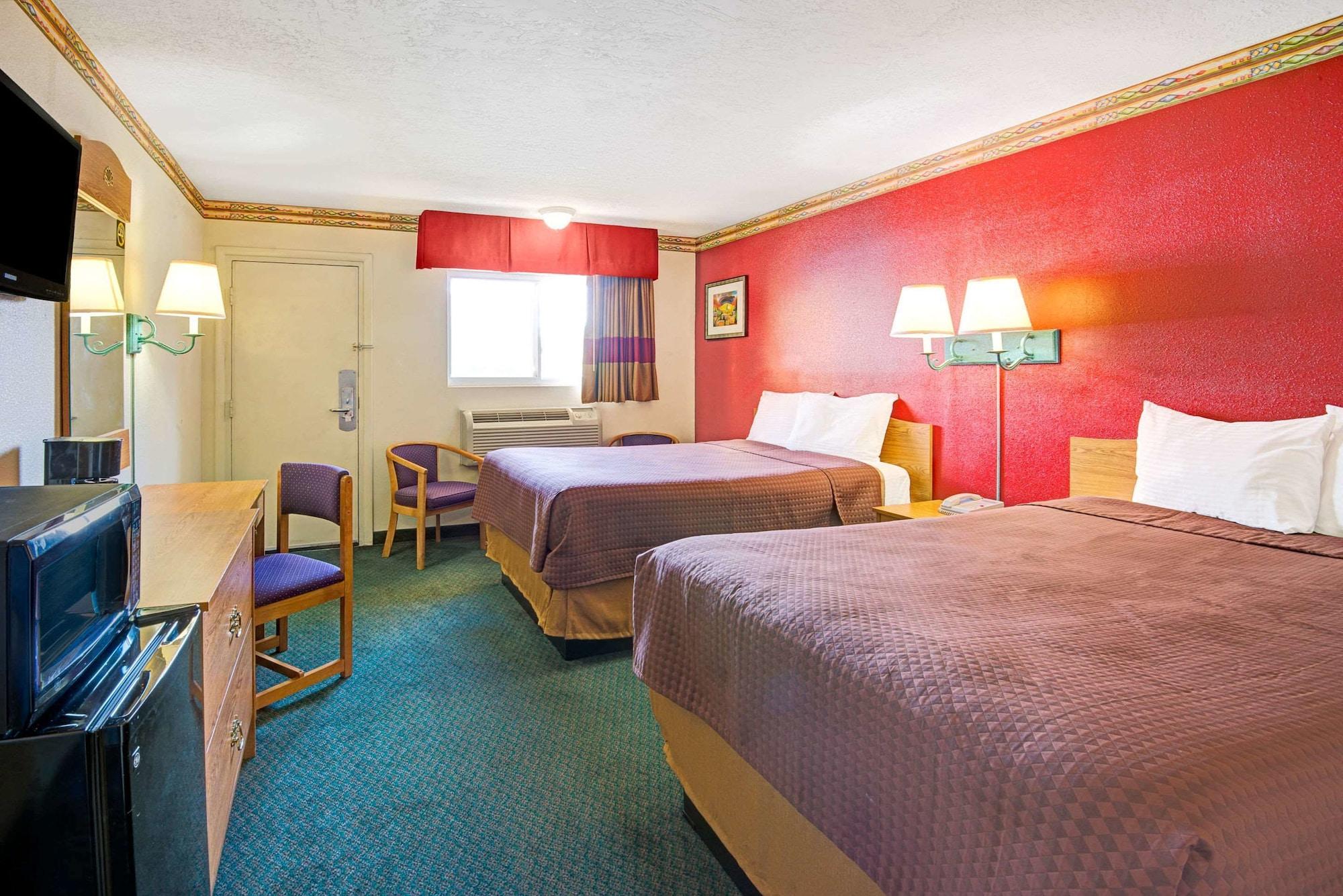 Rodeway Inn Albuquerque Downtown On Rt 66 Экстерьер фото