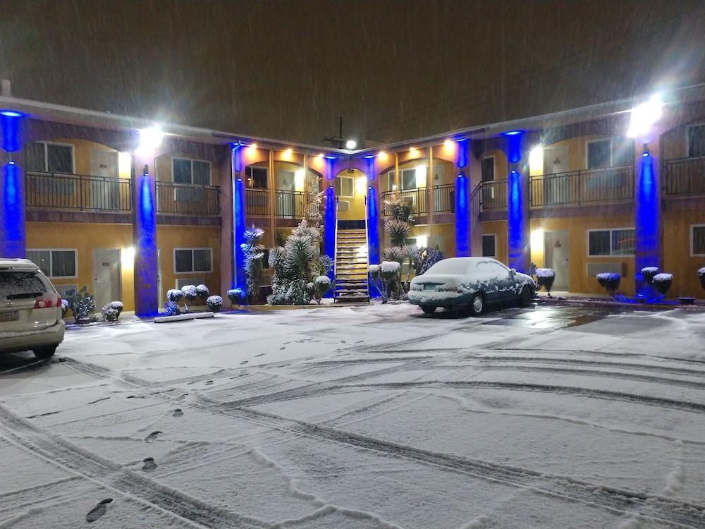 Rodeway Inn Albuquerque Downtown On Rt 66 Экстерьер фото
