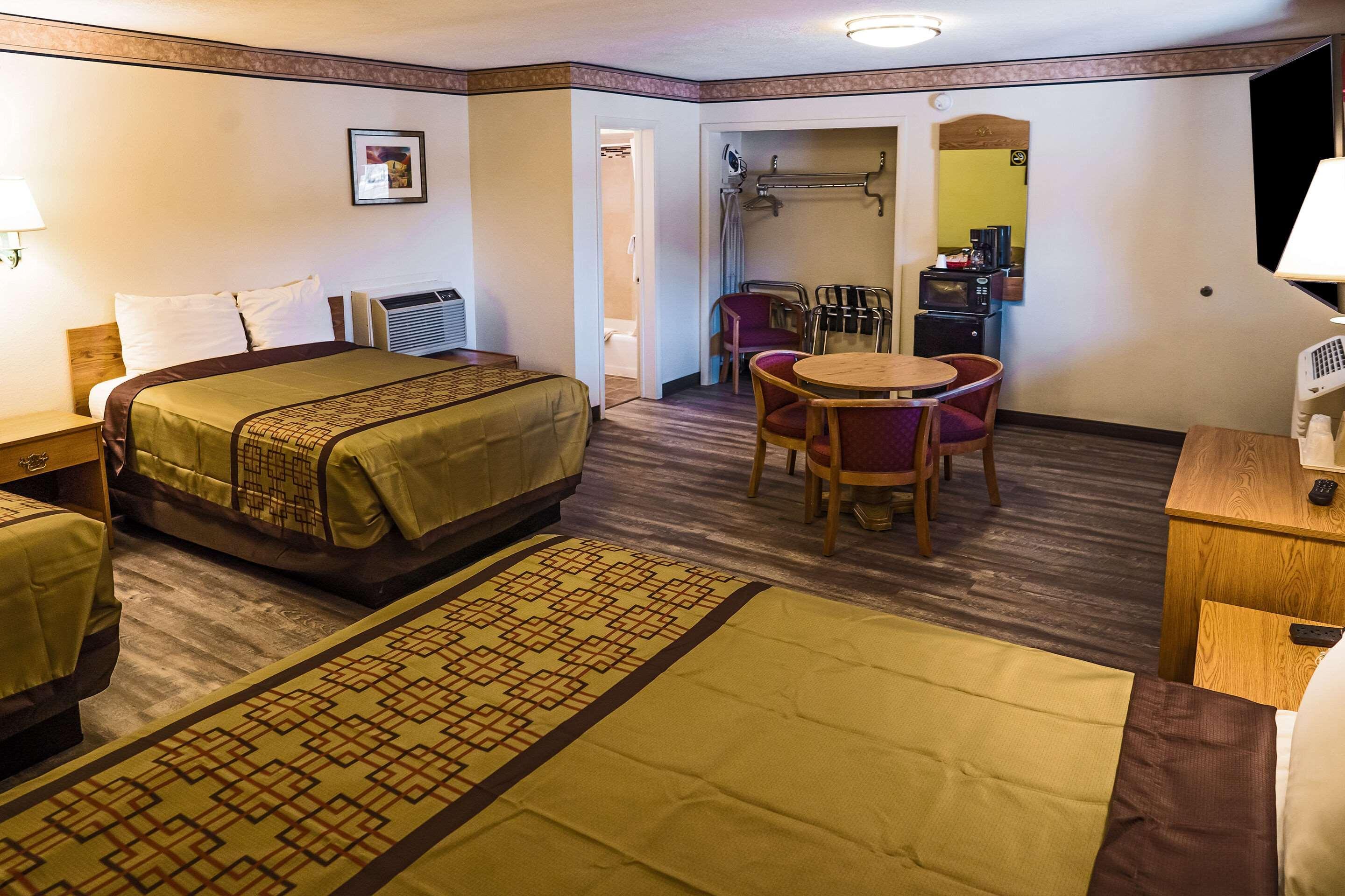 Rodeway Inn Albuquerque Downtown On Rt 66 Экстерьер фото