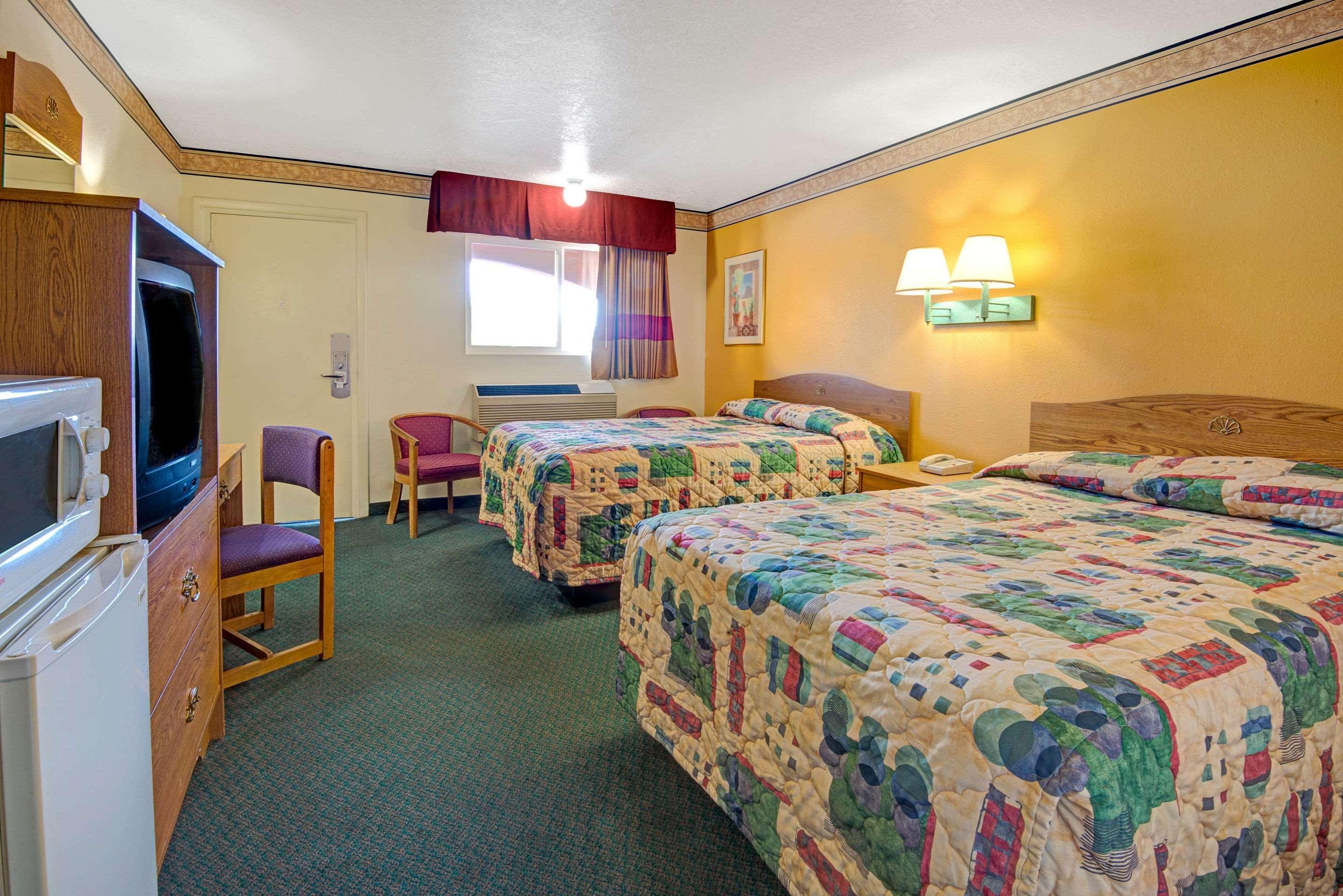 Rodeway Inn Albuquerque Downtown On Rt 66 Экстерьер фото