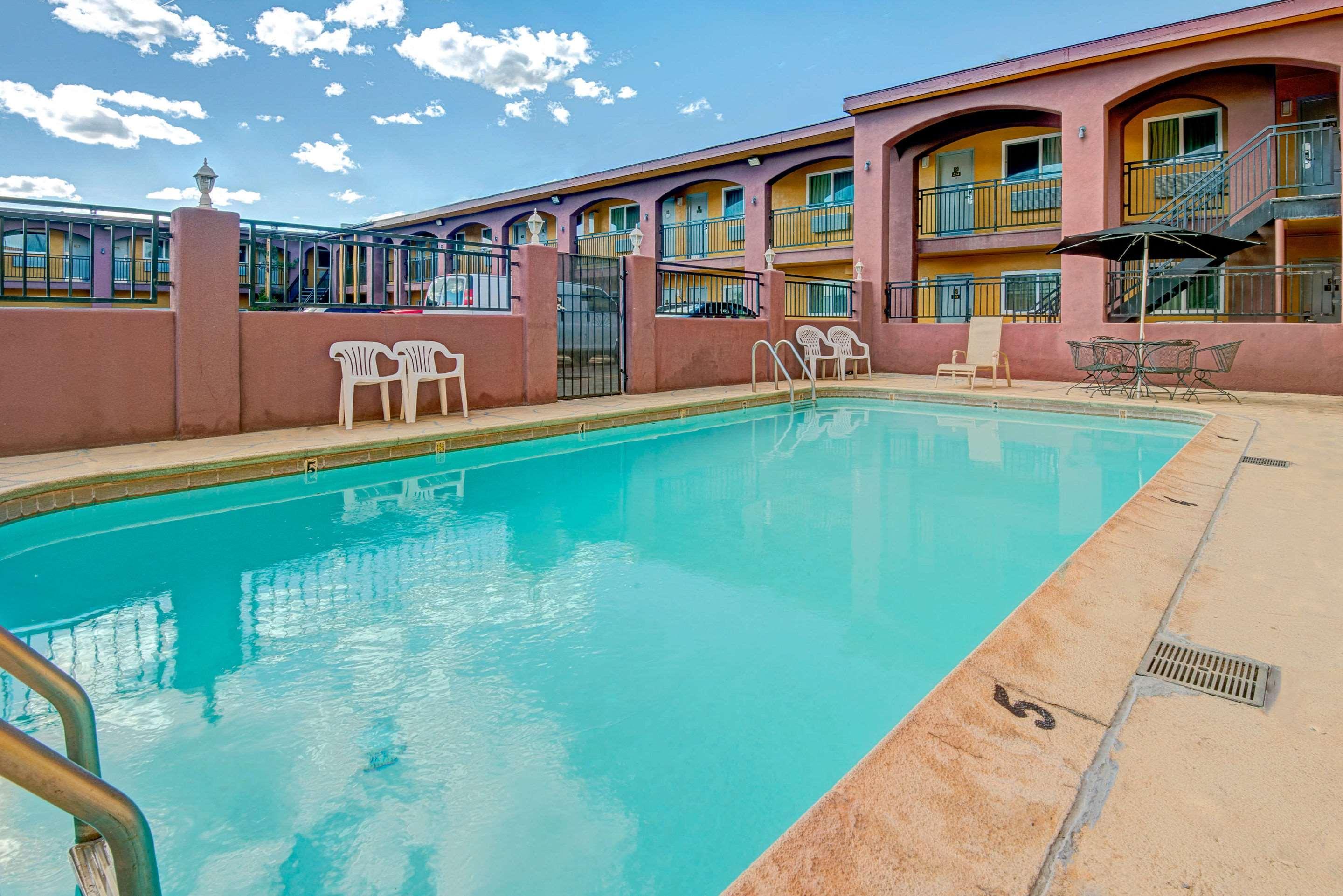 Rodeway Inn Albuquerque Downtown On Rt 66 Экстерьер фото