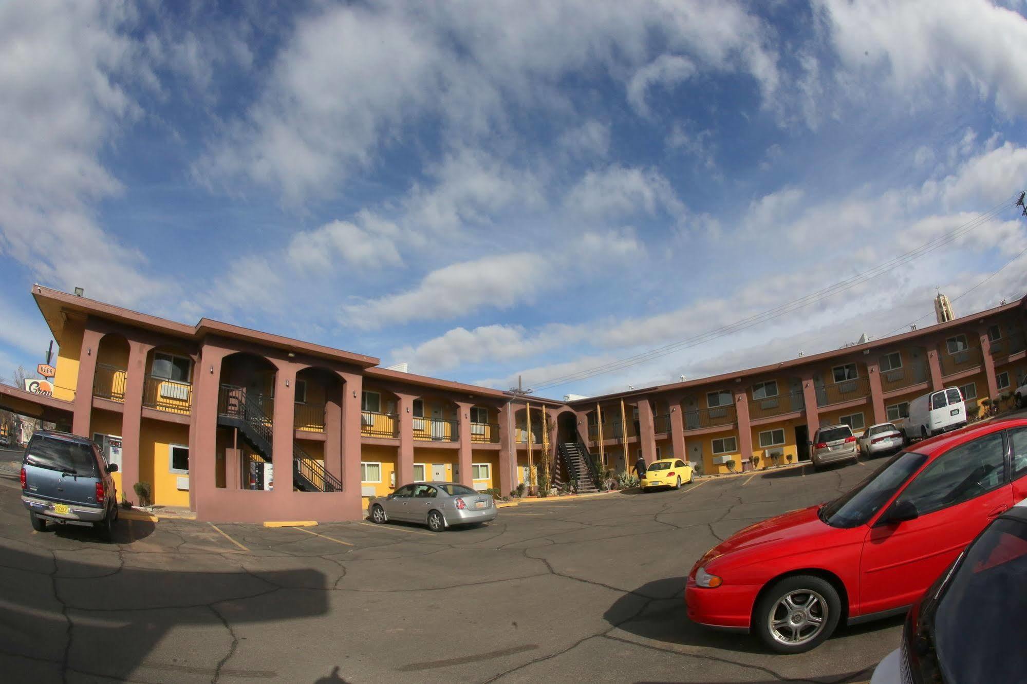Rodeway Inn Albuquerque Downtown On Rt 66 Экстерьер фото