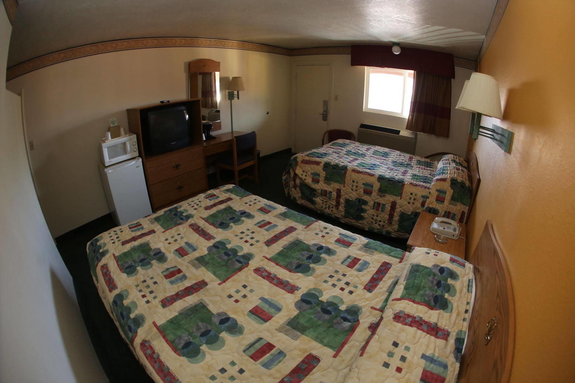 Rodeway Inn Albuquerque Downtown On Rt 66 Экстерьер фото