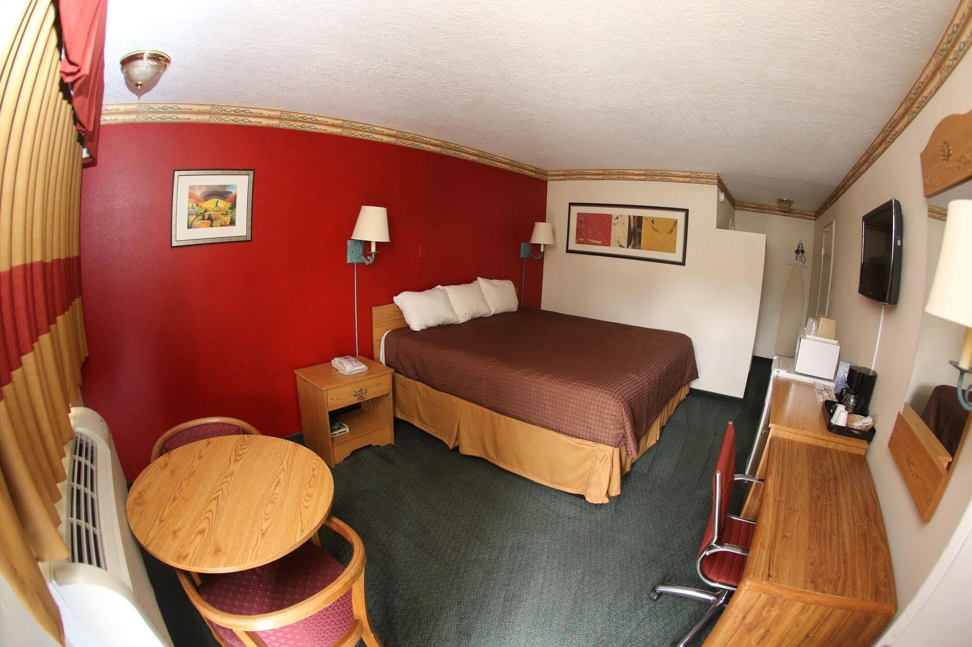 Rodeway Inn Albuquerque Downtown On Rt 66 Экстерьер фото